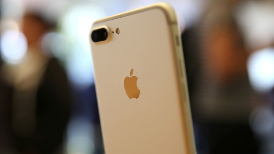 Ukrainian Man Changed His Name to iPhone 7 to Win a Free Device
