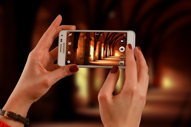 Take Better Smartphone Photos With These Simple Tips and Tricks